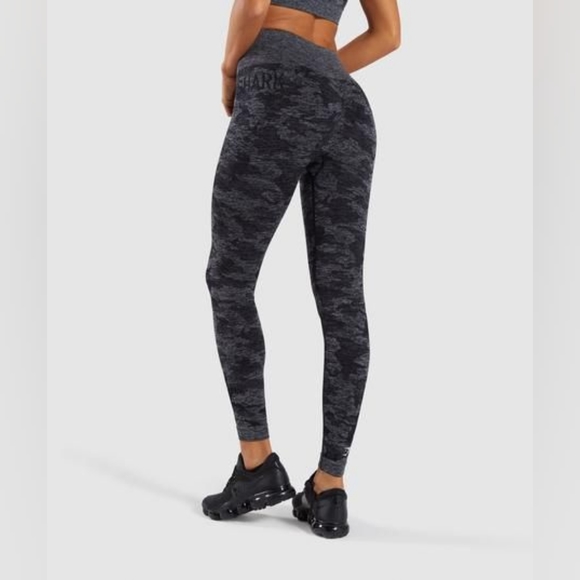 Gymshark Camo Seamless Leggings - Picture 2 of 4
